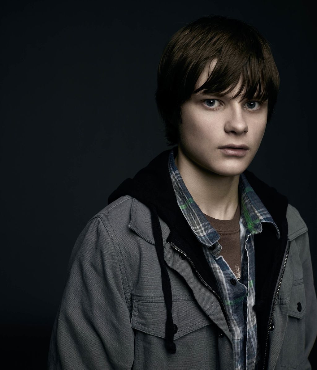 Charlie Tahan - Wayward pines