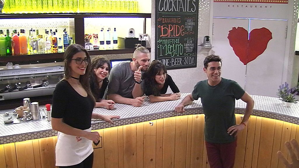 Juanjo, candidato a camarero de 'First dates'