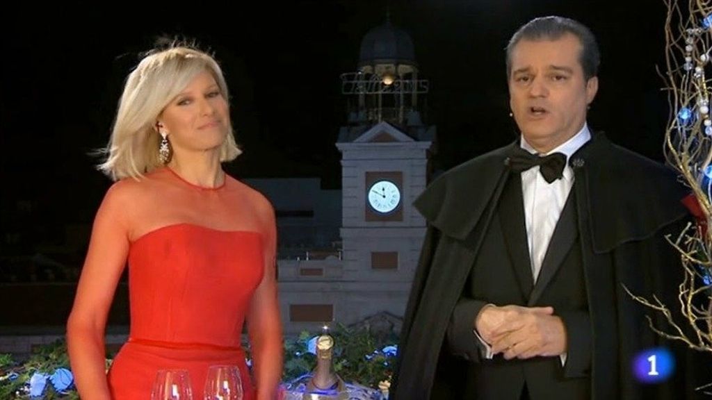 Carlos Sobera y Lara Álvarez