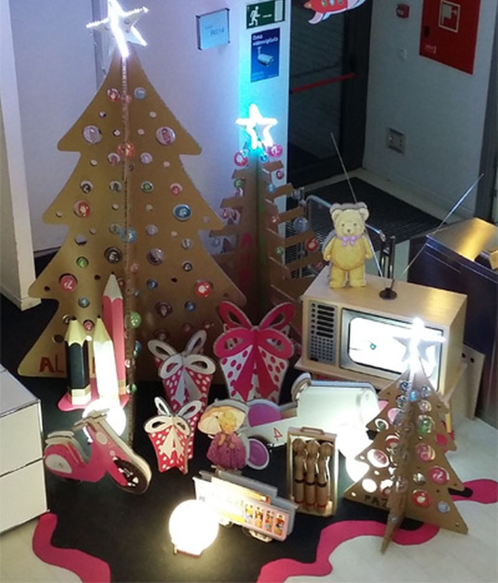 Decoración navideña en Mediaset en 2015 (3)
