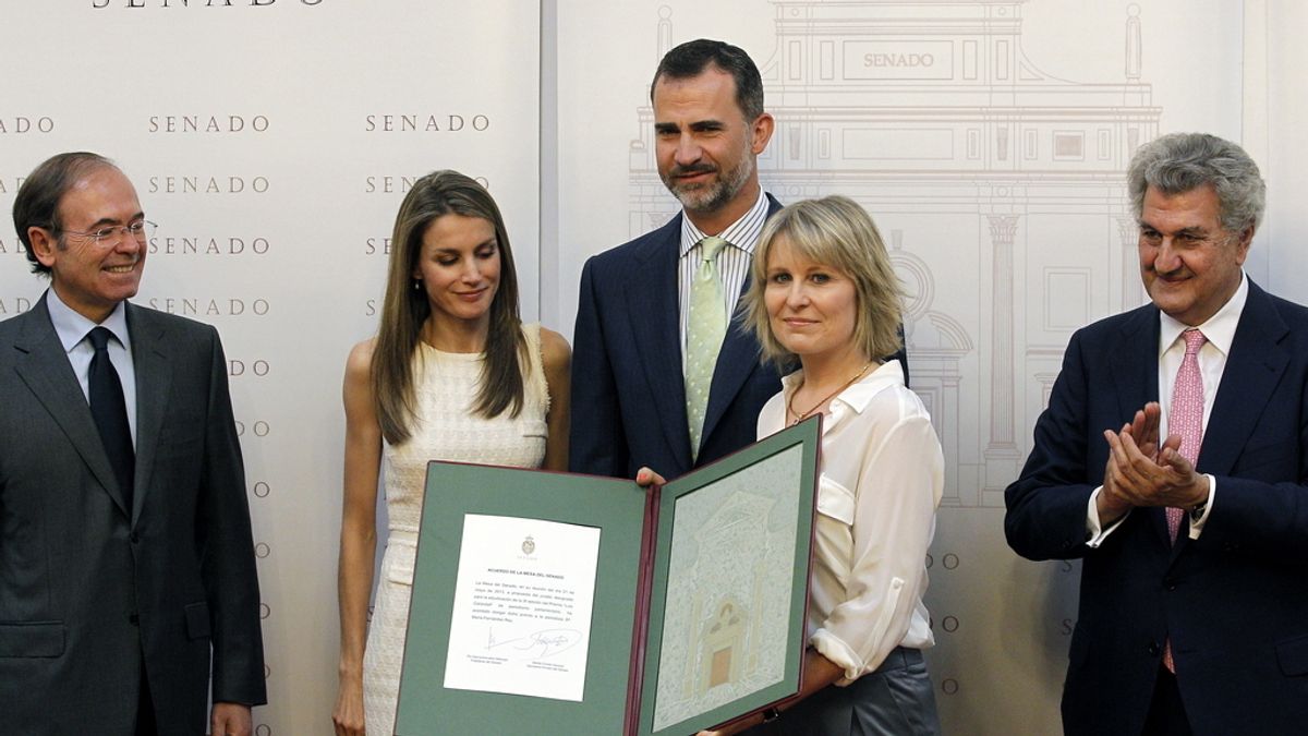 María Rey recibe el premio Luis Carandell