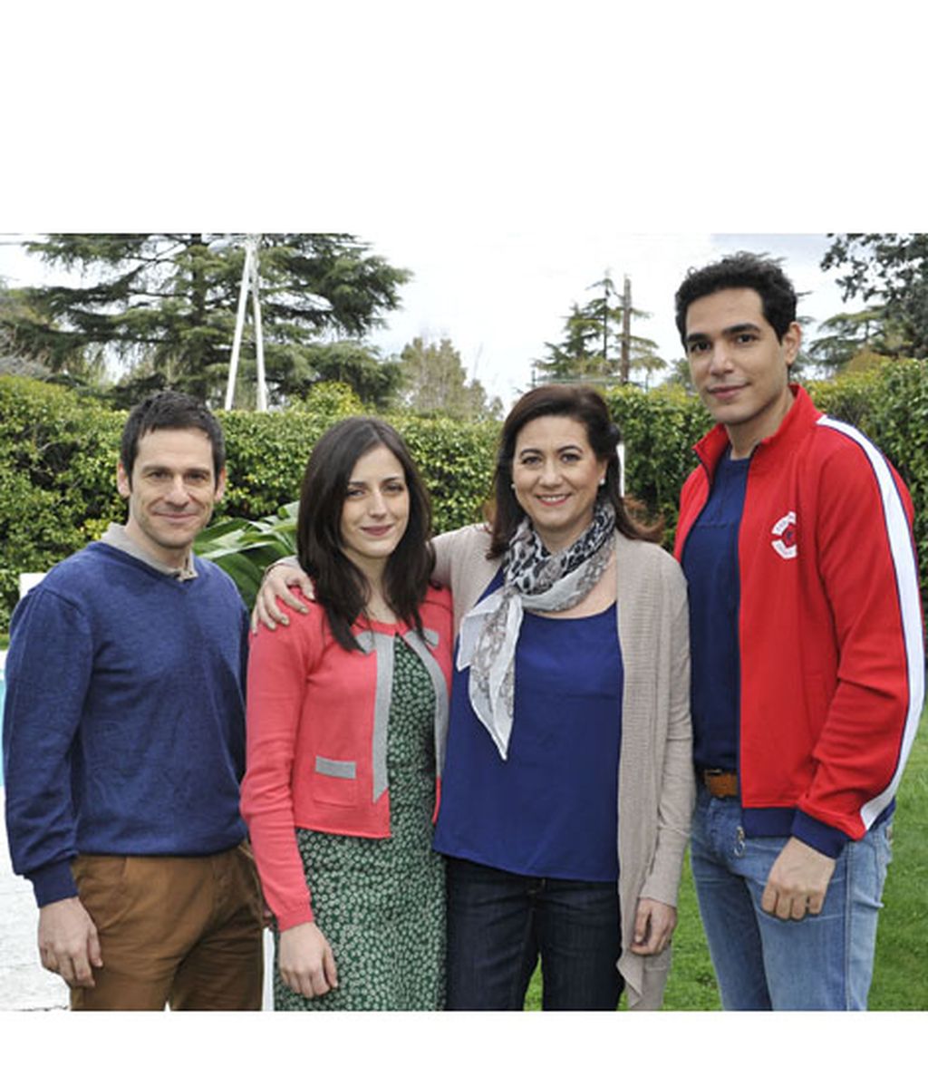 Pablo (Santi Millán) se reencuentra con su amigo Mario, al que interpretará Ginés García Millán