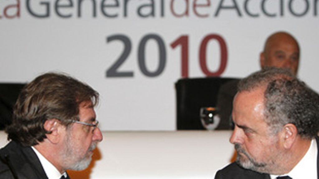 Juan Luis Cebrián e Ignacio Polanco, en la Junta del Grupo Prisa.