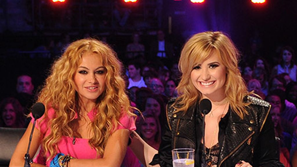 Paulina Rubio & Demi Lovato