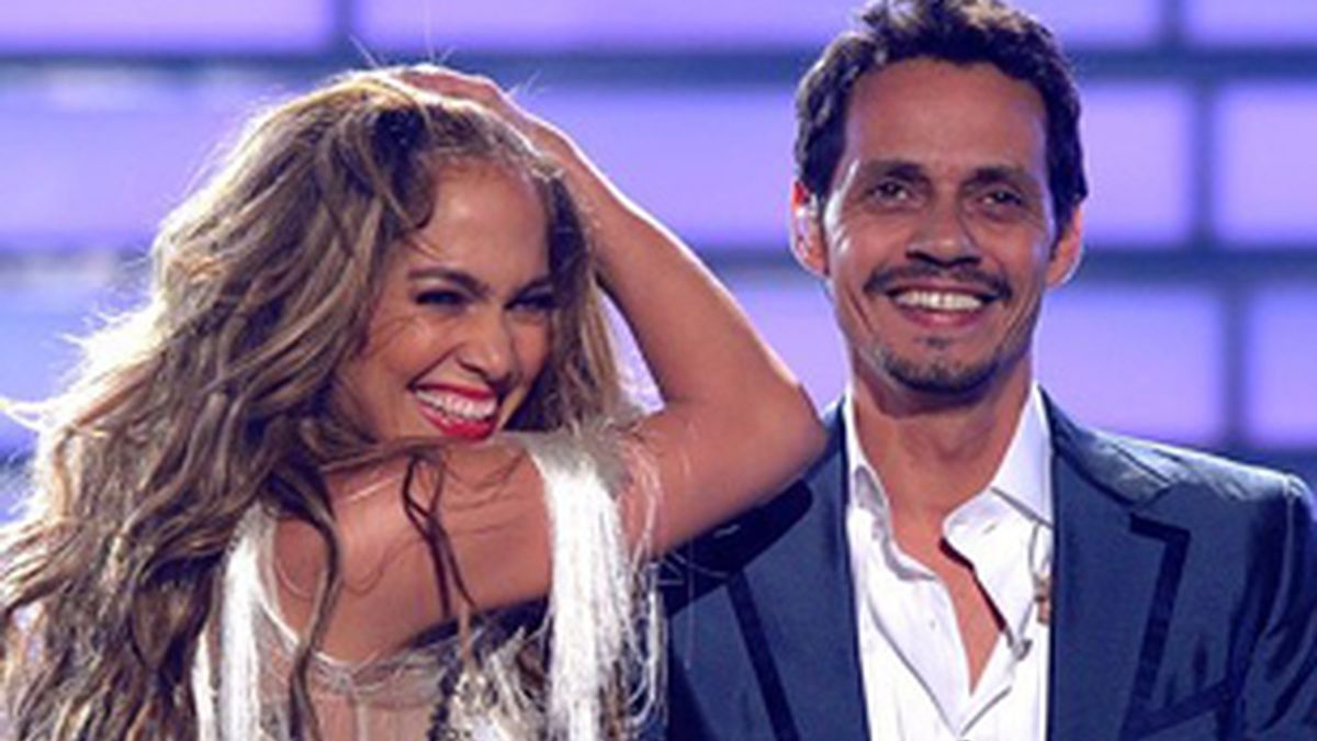 Jennifer López y su marido, Marc Anthony en la final de 'American Idol'.