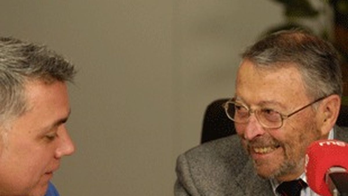 Alberto Oliart, entrevistado en RNE por Juan Ramón Lucas.
