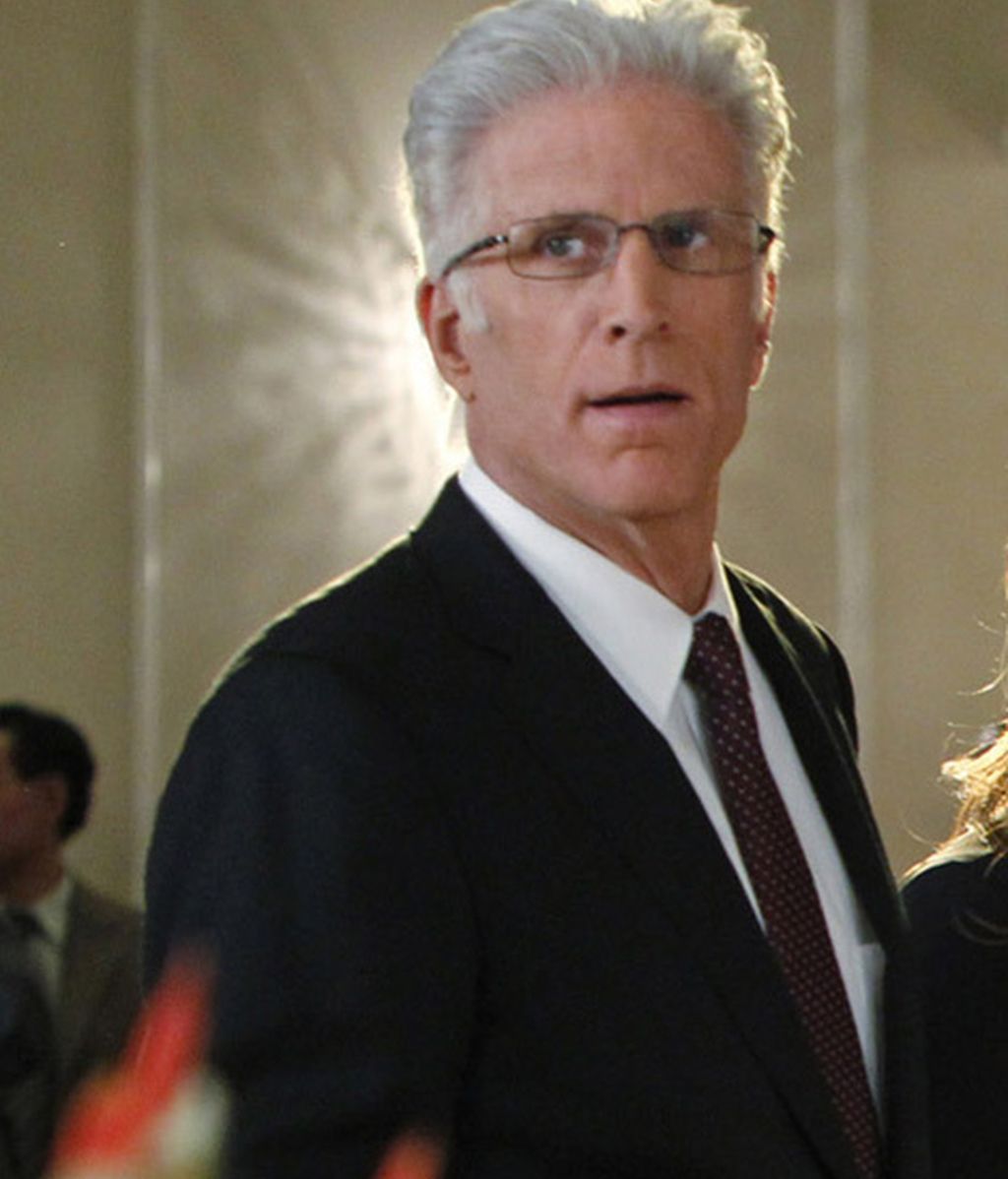 Ted Danson es D.B. Russell