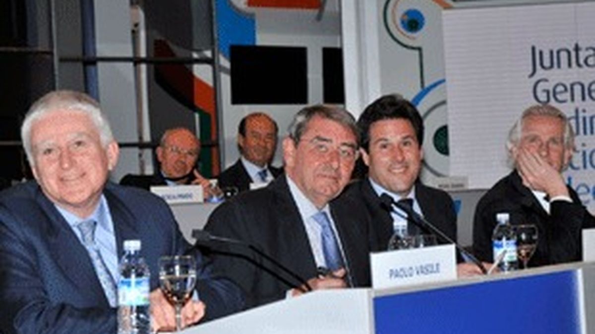 De izquierda a derecha, Paolo Vasile, Alejandro Echevarría, Mario Rodríguez y Guiseppe Tringali.