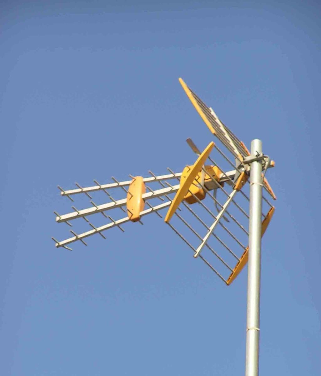 Antena