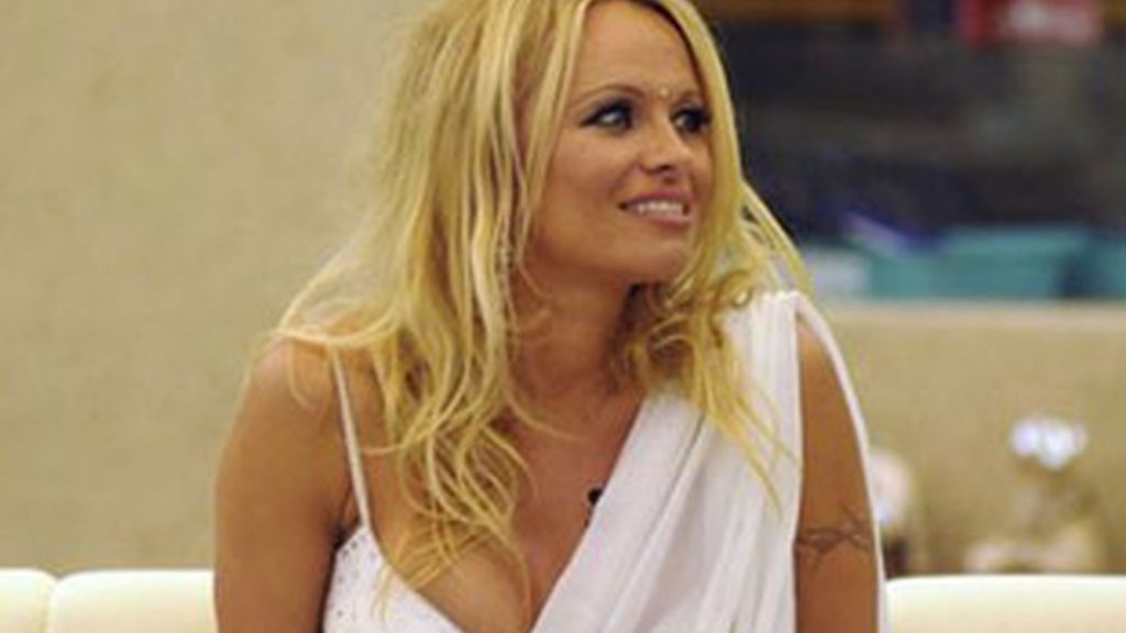 Pamela Anderson en la casa de 'Gran Hermano' de India.