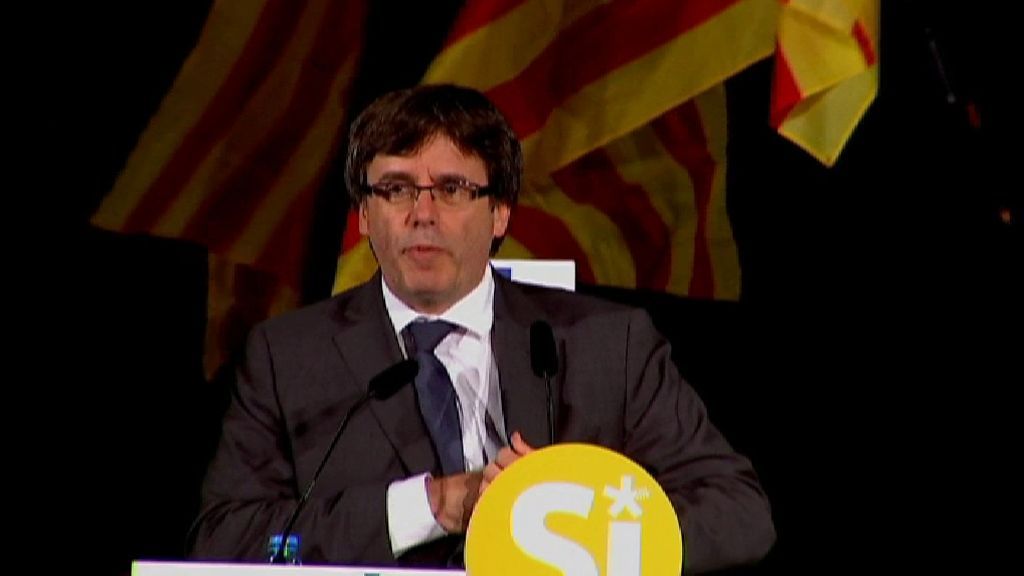 Puigdemont acusa a Rajoy de ser el “guardián de la tumba” de Franco