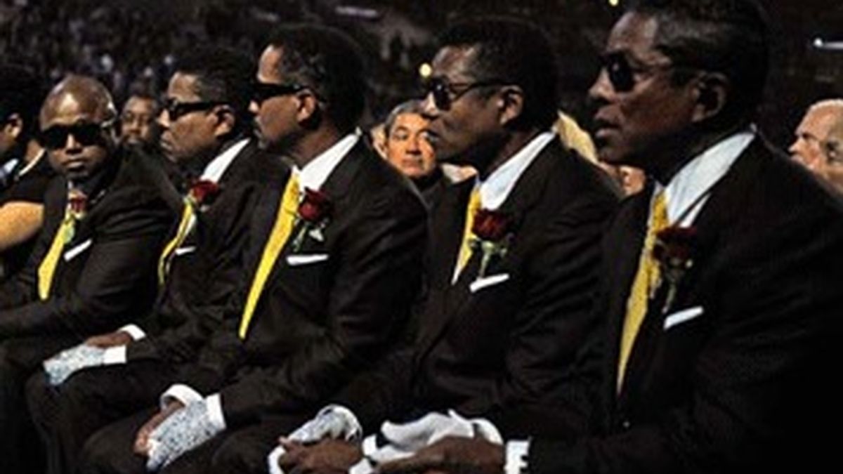 Los hermanos Jackson en el funeral del 'rey del pop'.