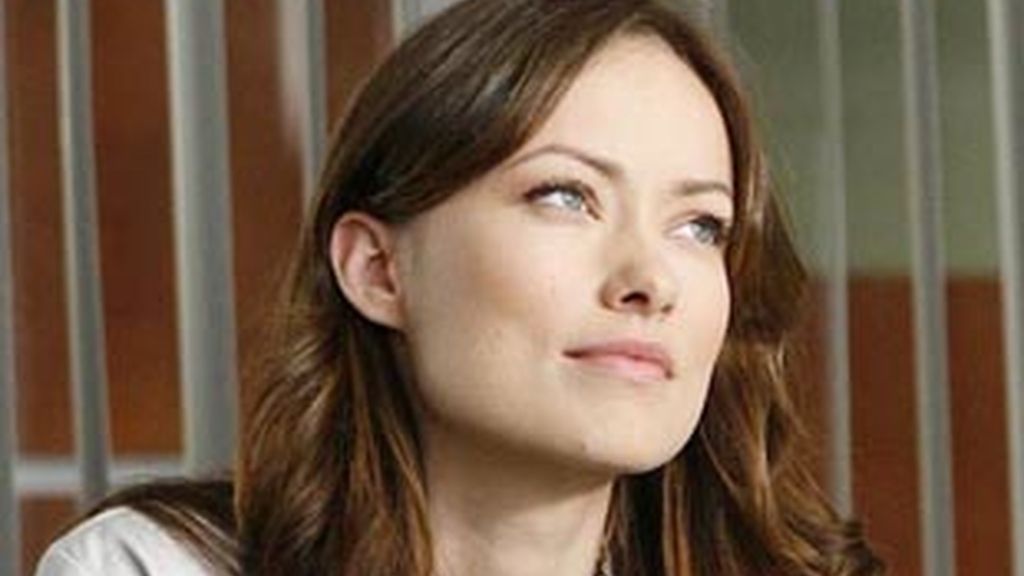 Olivia Wilde, como Trece.