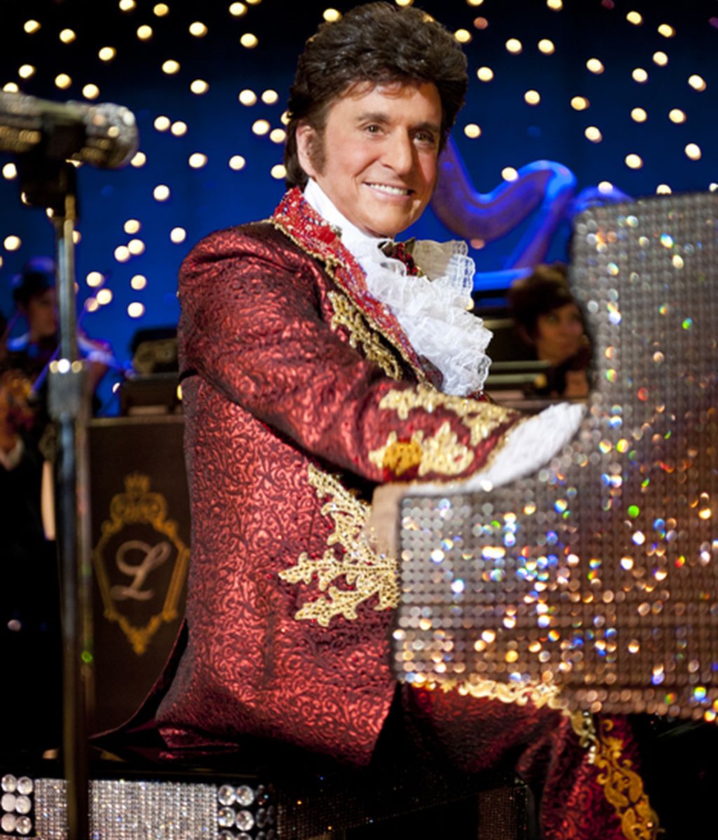 Michael Douglas es Liberace
