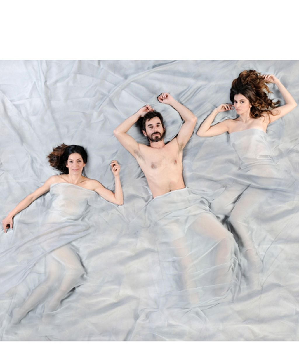 Sandra Ferrús es Ana, Santi Millán es Pablo y Norma Ruiz es Pilar