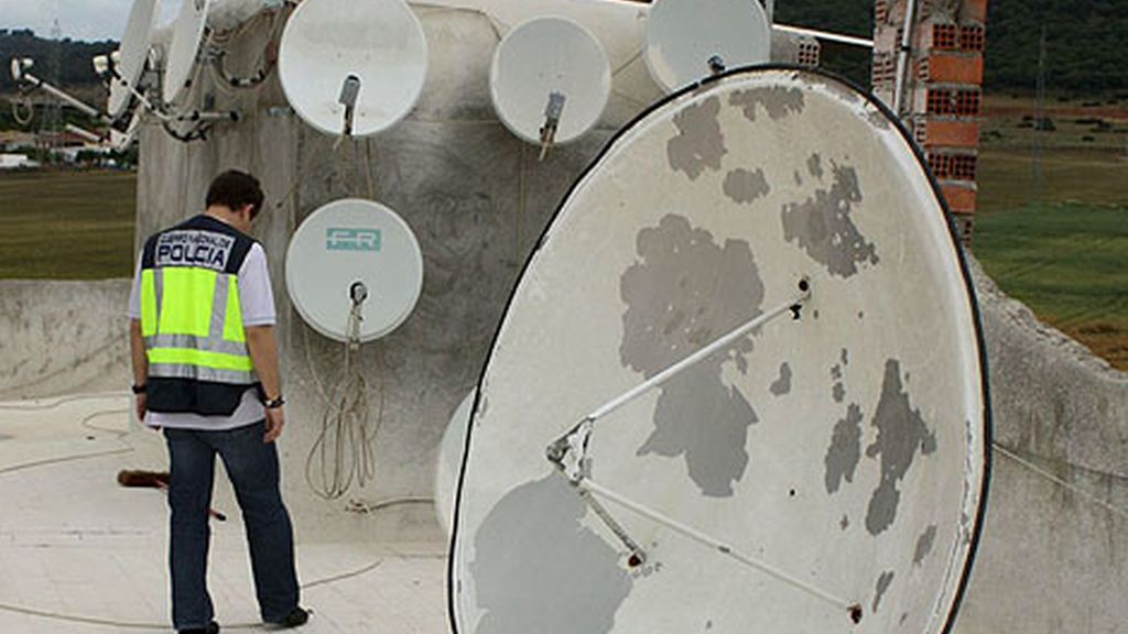 Detenidos piratear televison pago