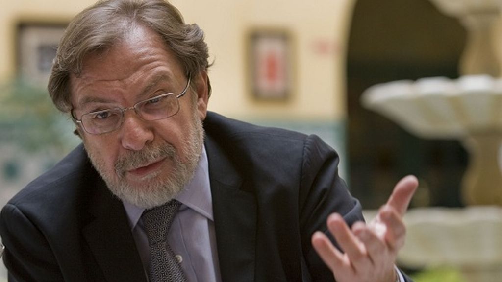 Juan Luis Cebrián ( Grupo Prisa )