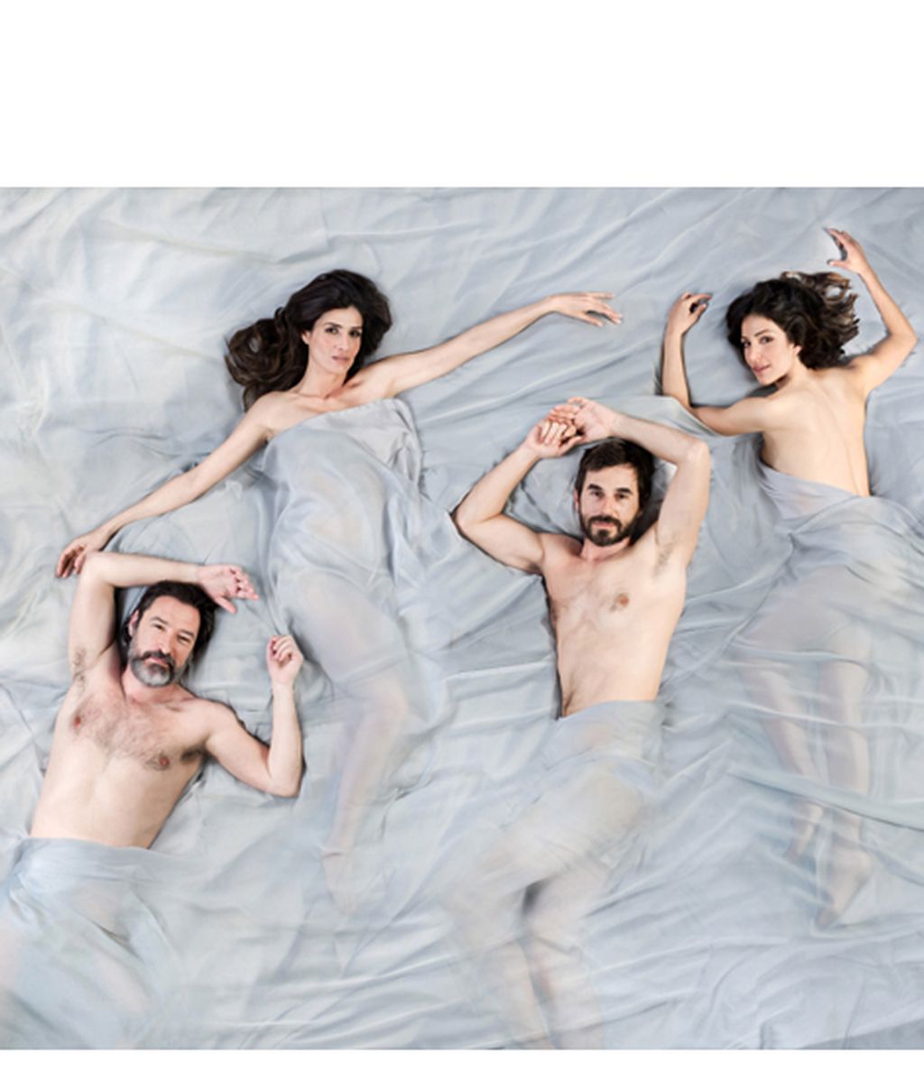 Ginés García Millán es Mario, Elia Galera es Teresa, Santi Millán es Pablo y Sandra Ferrús es Ana