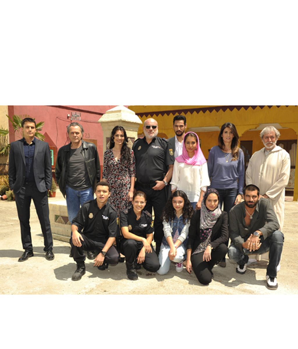 José Coronado y Álex González encabezan el reparto de la serie, que se rueda en Madrid