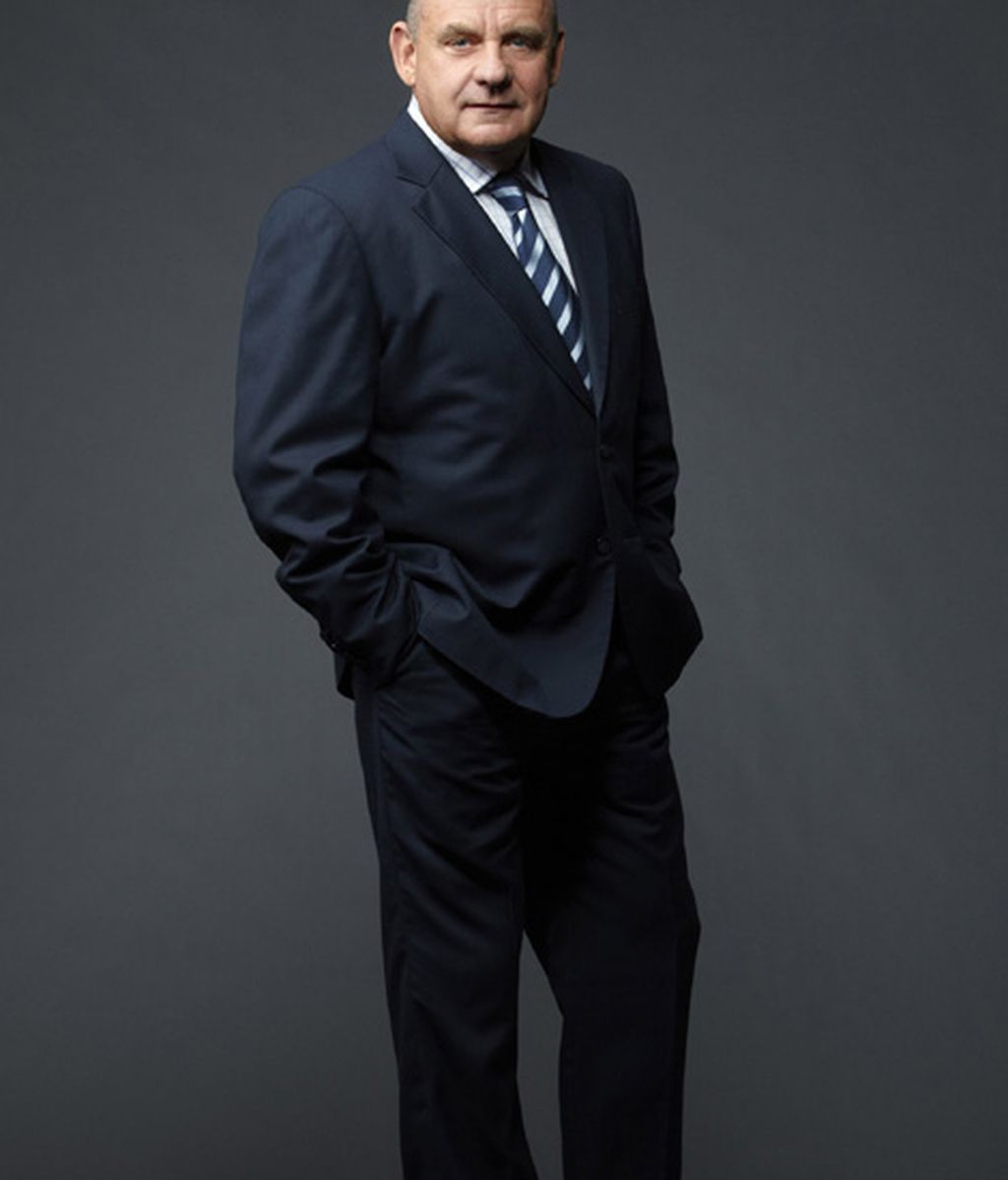 Paul Guilfoyle es Jim Brass