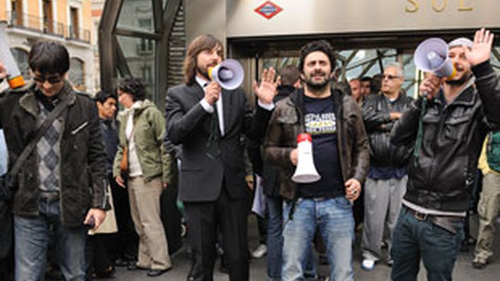 Santi Millán durante la presentación de su programa en el intercambiador de Sol de Madrid.