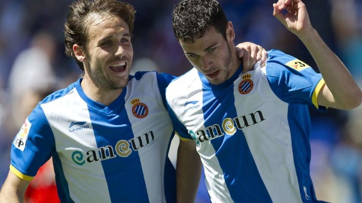 Jugadores del Espanyol celebran gol