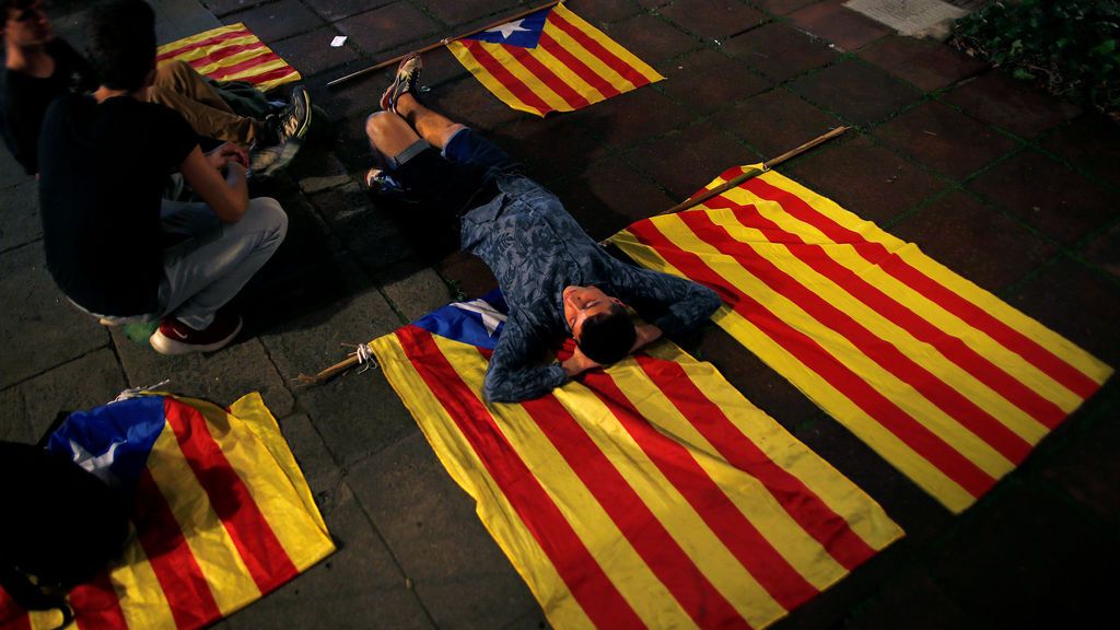 Cientos de estudiantes se concentran en la Universidad de Barcelona