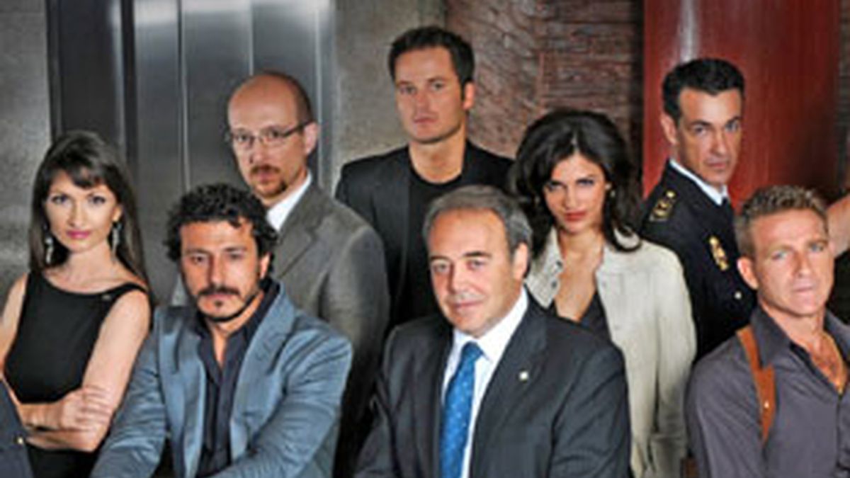 Protagonistas de 'El Comisario' (Telecinco).