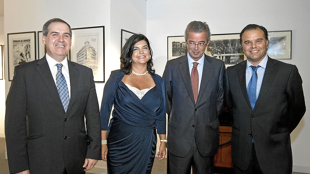 Firma del acuerdo entre Telefónica y Grupo Heraldo