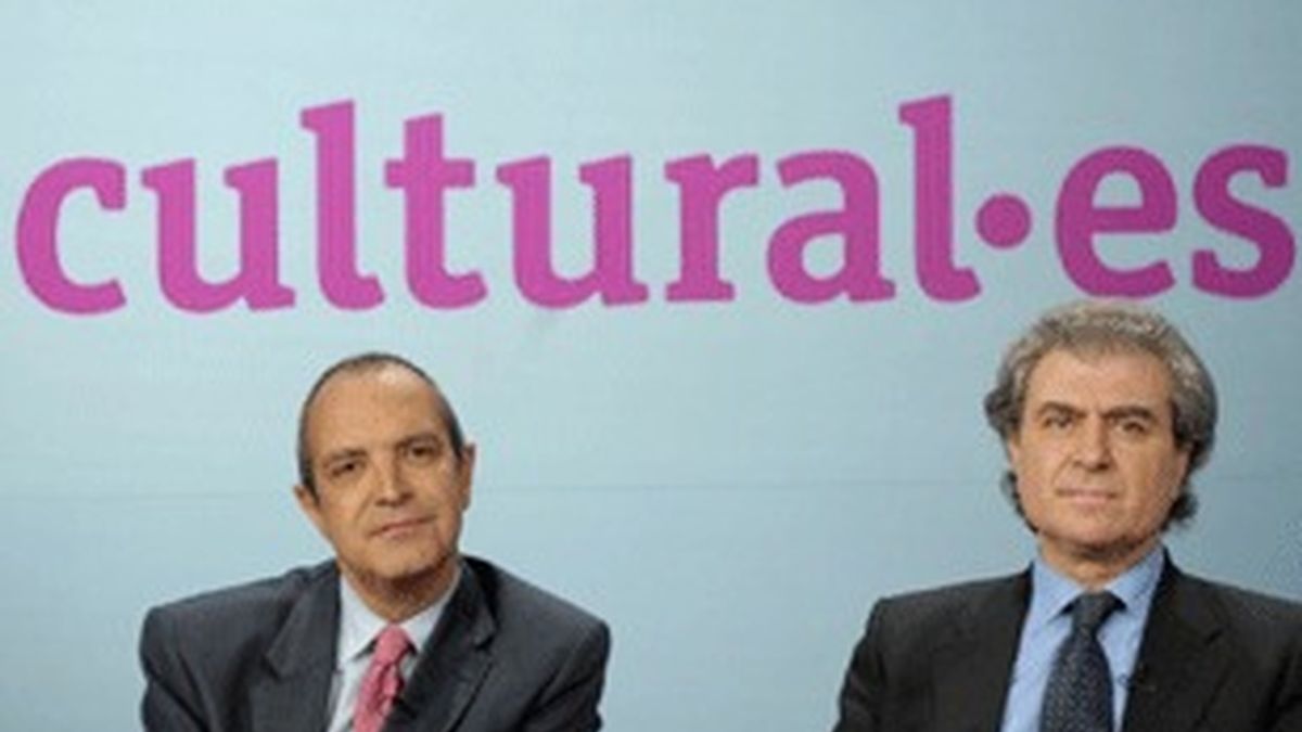 El presidente de la Corporación RTVE, Luis Fernández (izquierda) y el ministro de Cultura, Cesar Antonio Molina.