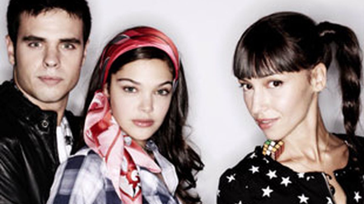 Carlos Martínez, Ana Rojas y Sara Velázquez, protagonistas de 'HKM'.