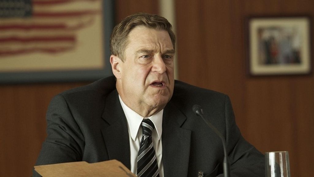 Alpha House, Amazon