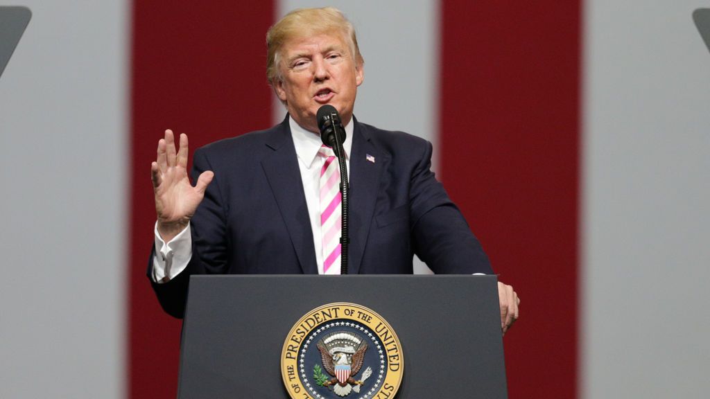 Donald Trump llama a los estadounidenses a que boicoteen la NFL
