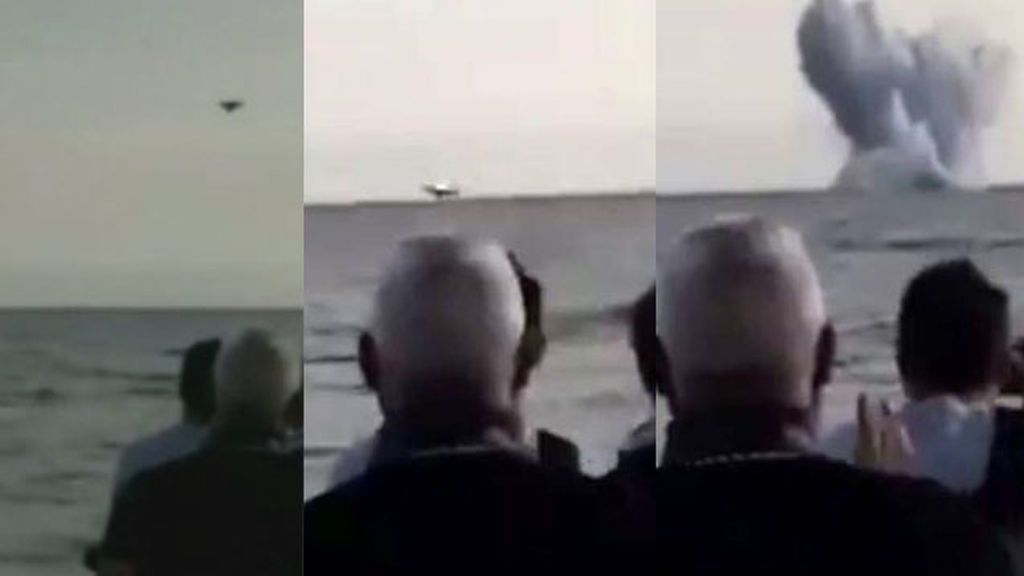 Accidente mortal en un espectáculo de acrobacia aérea en Italia: El piloto se estrella en el mar