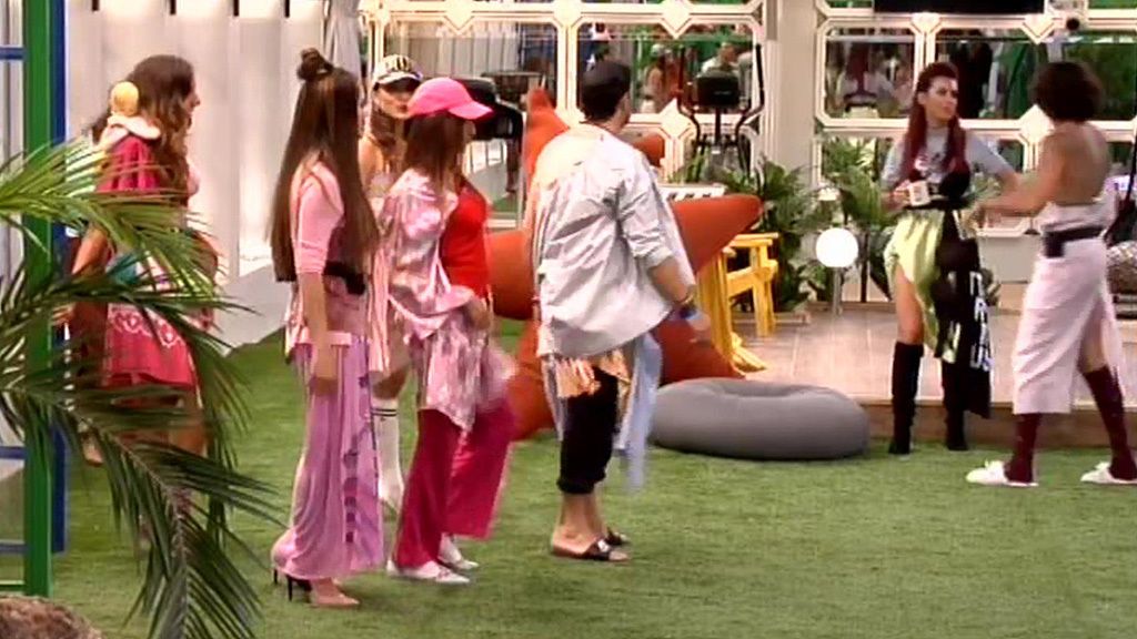 ¡En exclusiva! Así se preparan y ensayan los concursantes para la 'GH Fashion Week Revolution'