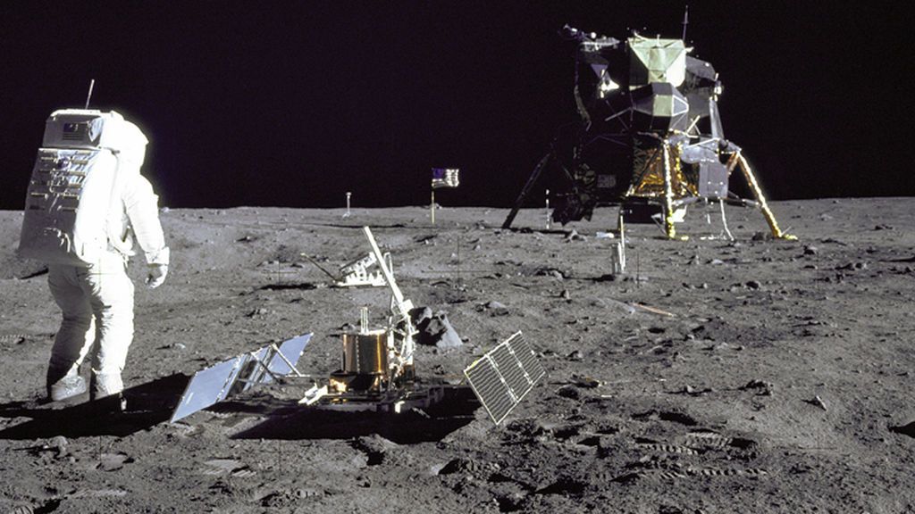 Los expertos aseguran que más de cien personas podrían vivir en la Luna en 2040 Los expertos aseguran que más de cien personas podrían vivir en la Luna en 2040