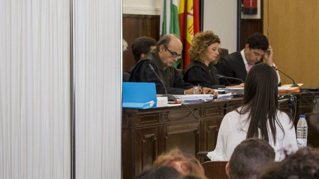 El tío de Marta del Castillo denuncia presiones sobre la víctima principal del caso Almonte