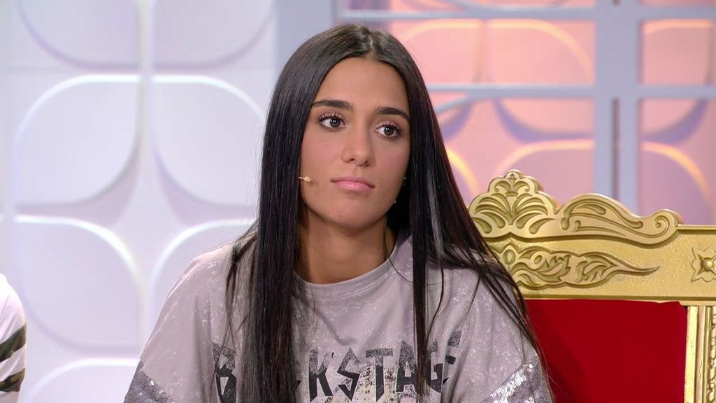 Claudia: "No me gusta nada el tonteo que veo entre Hugo y Sofía"