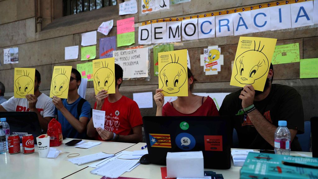 Los estudiantes, la punta de lanza del Govern en la búsqueda del pretendido referéndum