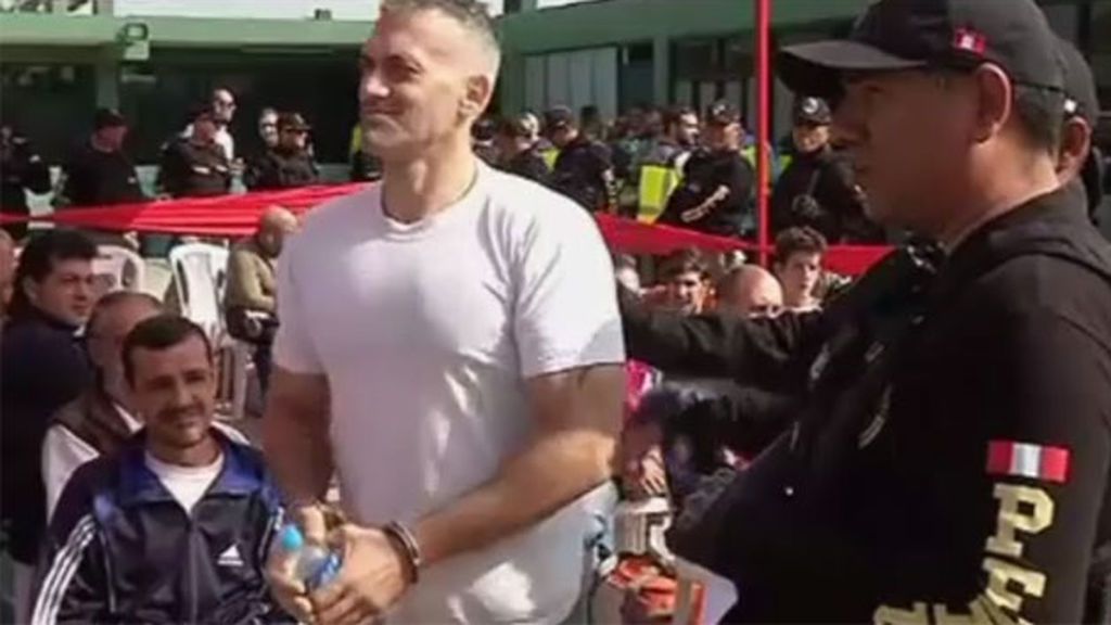 Un grupo de 32 presos españoles en Perú  son trasladados a cárceles de España