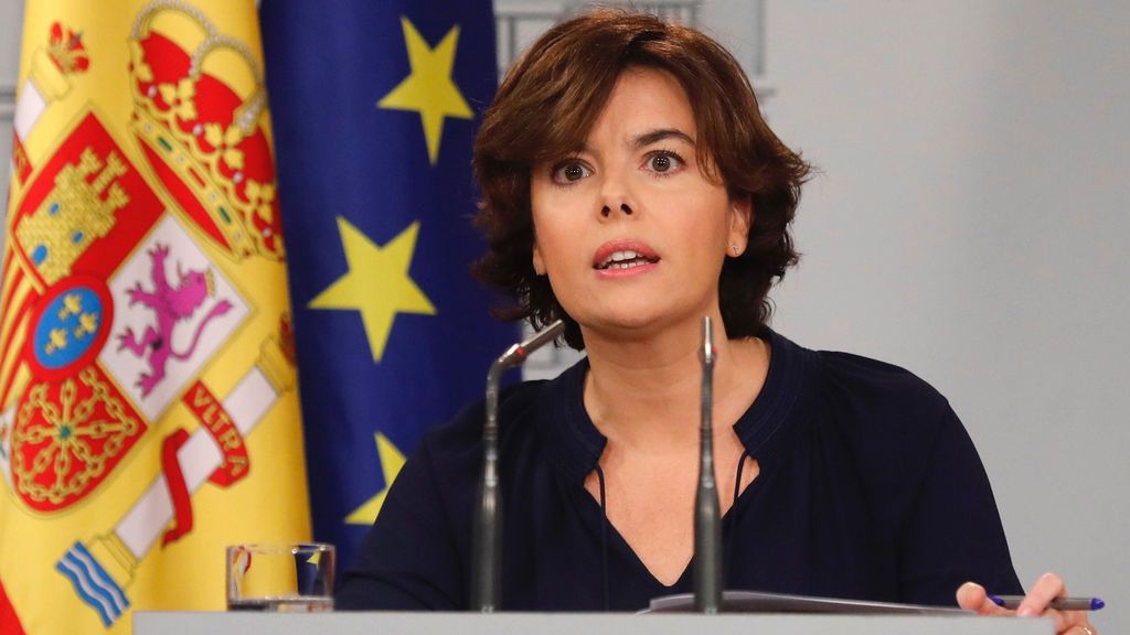 El Gobierno exige a la Generalitat que ponga fin "de inmediato" a esta "farsa"