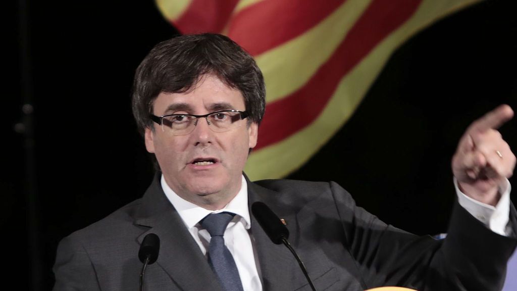 Puigdemont critica "el uso injustificado e irresponsale de la violencia del estado español "