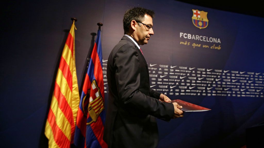 Vilarrubí y Monés presentan su dimisión en el FC Barcelona tras la decisión de jugar el partido