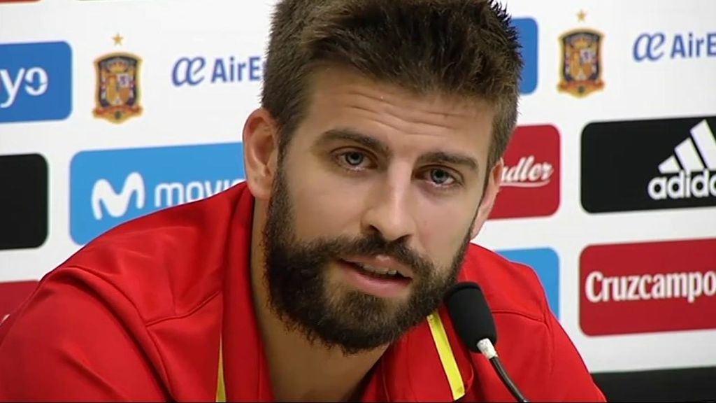 Piqué: “Estoy seguro de que si me voy a cenar con todos los que me pitan, después de la cena no me silbaría nadie”