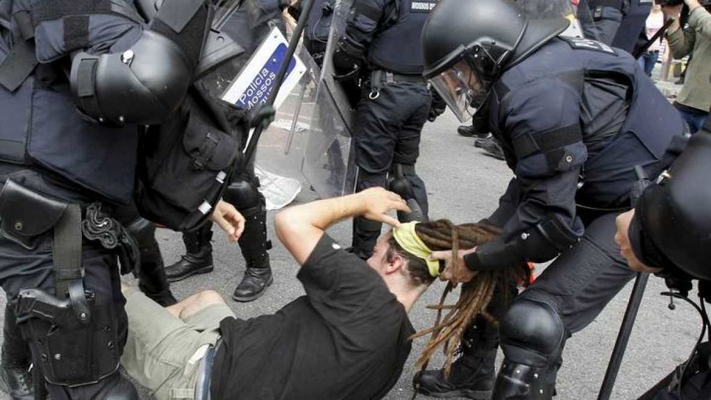 Cuando los Mossos actuaban de manera violenta en Cataluña