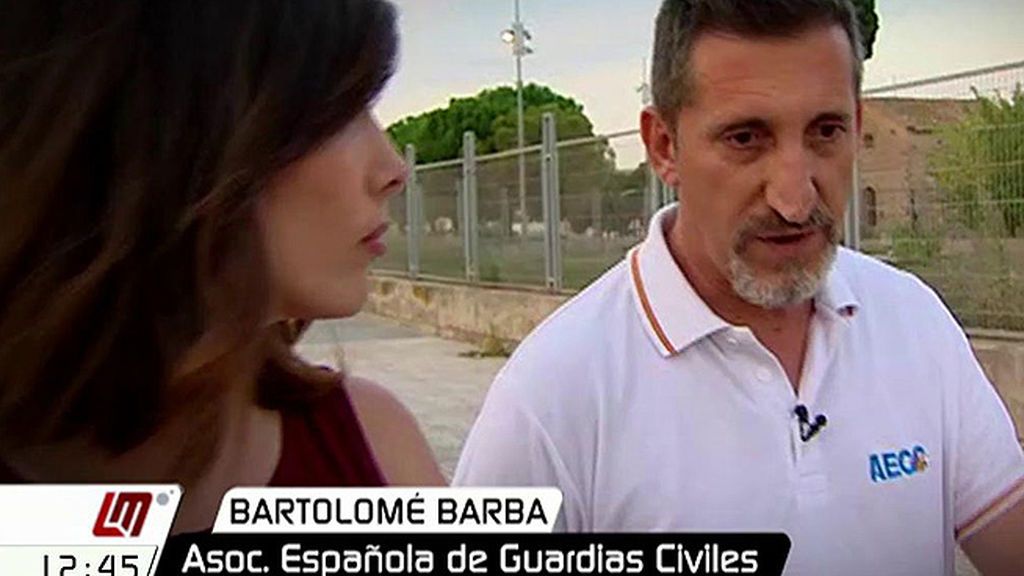 Bartolomé Barba, guardia civil en Cataluña: “Tuve que ir al instituto a sacar a mis hijos”
