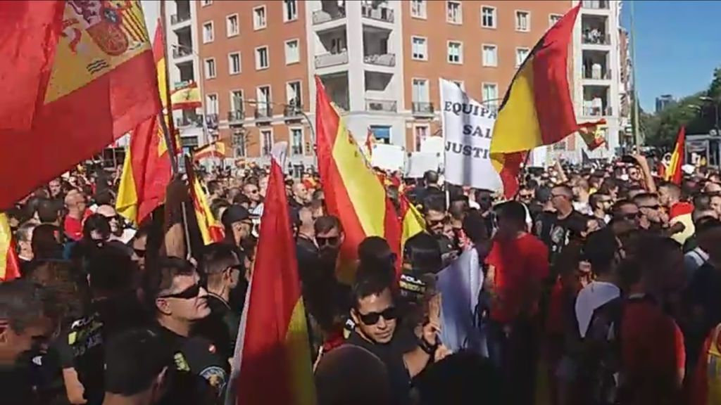 Policías y guardias civiles se concentran frente a la Delegación del Gobierno en Madrid
