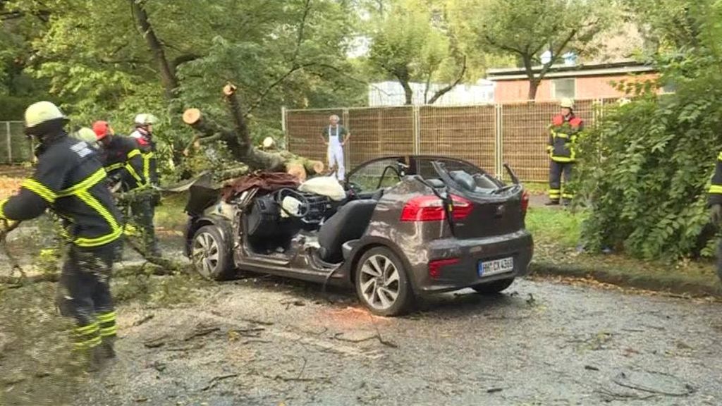 La tormenta Javier deja 7 muertos en el norte de Alemania