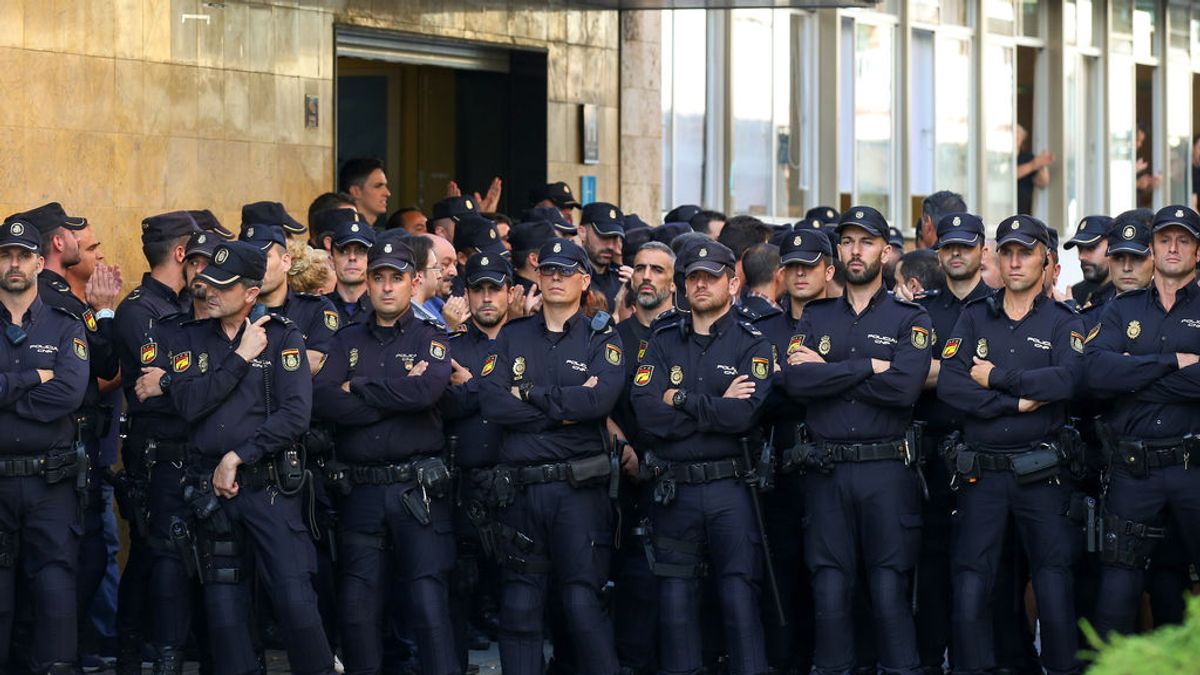 Los sindicatos policiales piden al TC que suspenda en funciones al Gobierno catalán