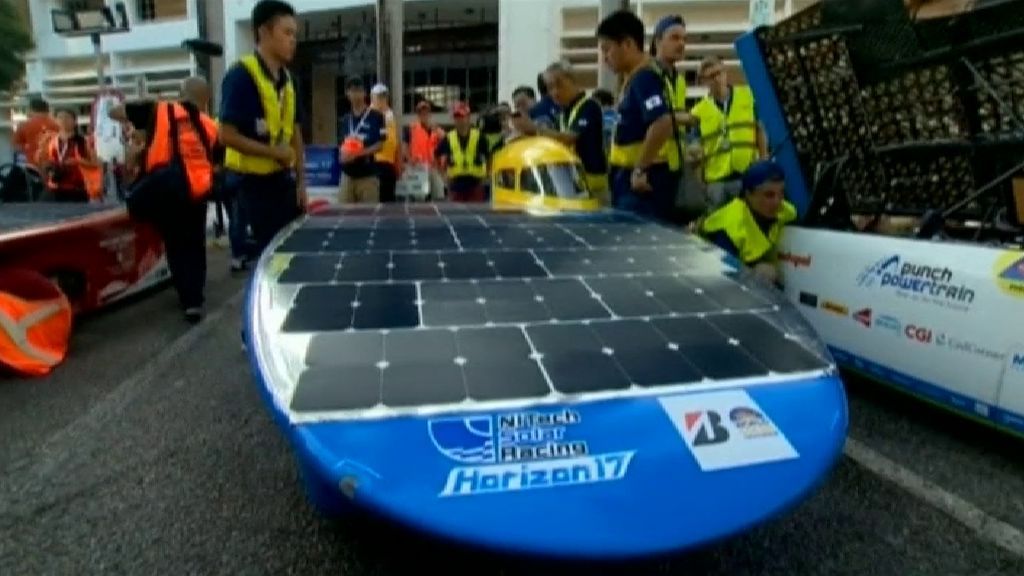 Comienza el 'World Solar Challange', la carrera de coches más ecológica del mundo